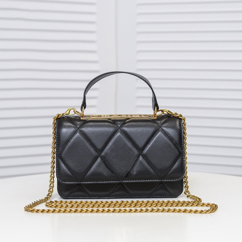Classic Handbag Luxurys Designers Bags Channel Women Bags Fashion Handbags919 Chain shoulder bag Diamond Lattice Lambskin limited edition -M
Classic Handbag Luxurys Designers Bags Channel Women Bags Fashion Handbags919 Chain shoulder bag Diamond Lattice Lambskin limited edition -M