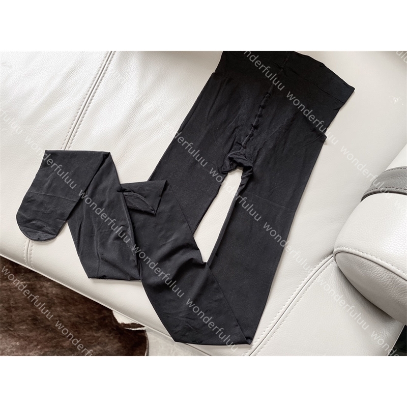 2021ss Fashion Bal Style Tights Silk Smooth Sexy baga Women's Stockings Outdoor Mature bacba Dress Up Stockings ba socks bal 06, Black;white
2021ss Fashion Bal Style Tights Silk Smooth Sexy baga Women's Stockings Outdoor Mature bacba Dress Up Stockings ba socks bal 06, Black;white