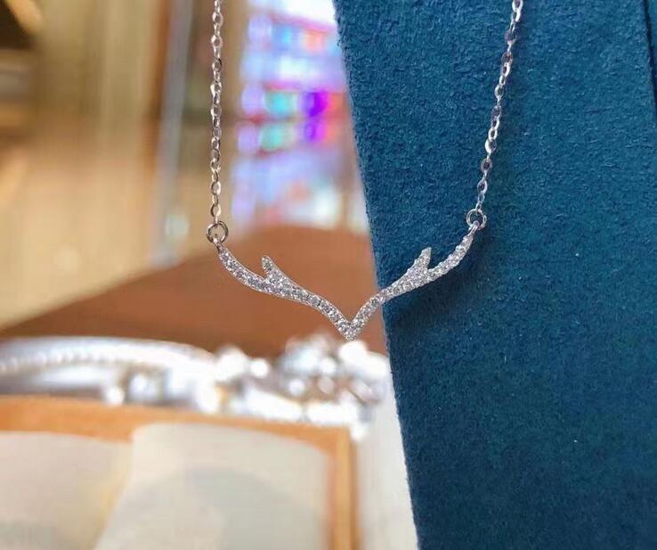 Ins Top Sell Reindeer Pendant Simple Fashion jewelry 925 Sterling Silver Pave White Sapphire CZ Diamond Gemstones Women Party Clavicle Necklace For Ch