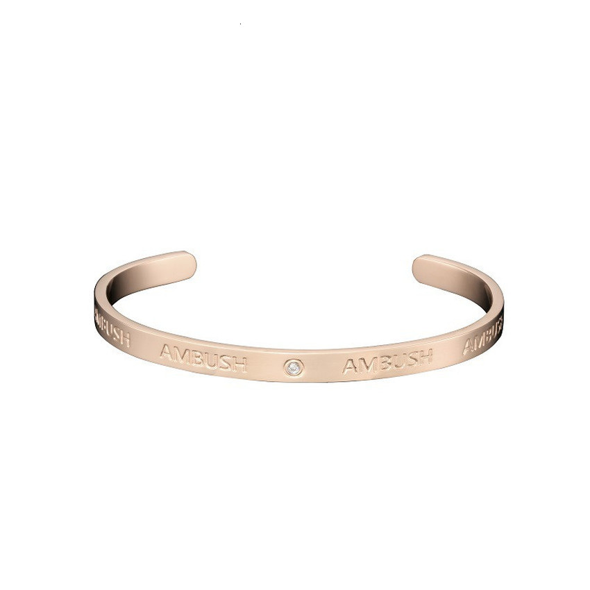 2021 New Diamond 925 Sier Ambush Titanium Steel Cuff Bracelet Track Men Women Unisex Couples Jewelry Bangles 19td
2021 New Diamond 925 Sier Ambush Titanium Steel Cuff Bracelet Track Men Women Unisex Couples Jewelry Bangles 19td