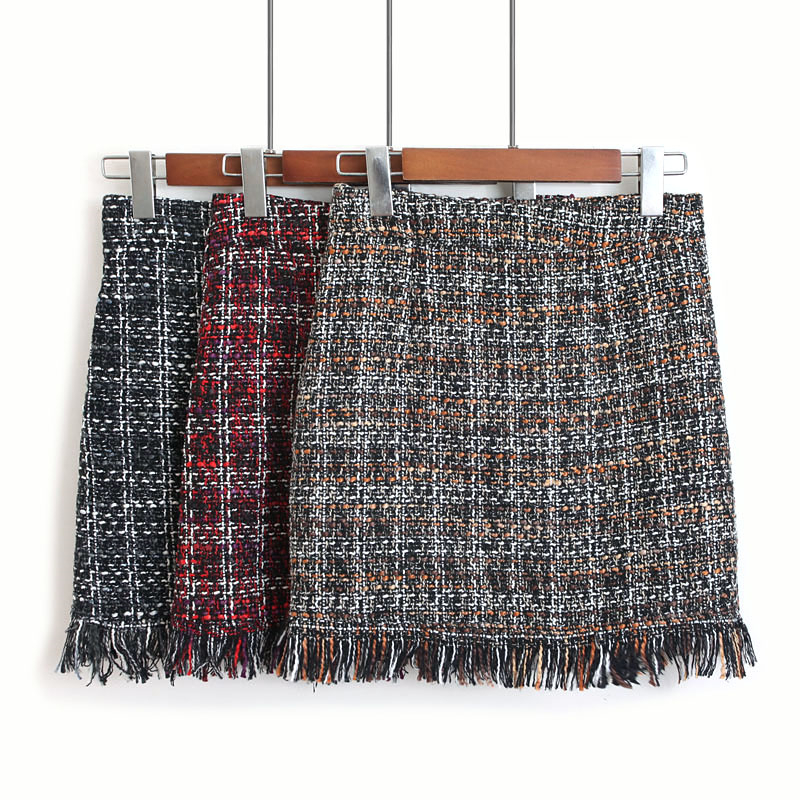 New Autumn Winter Women Woolen Mini Skirt In A Cage Vintage Plaid Tassel Package Hip Skater High Waist Lady Skirt SK5583 210306