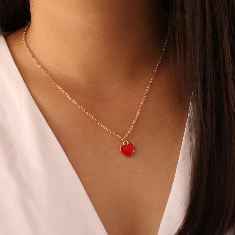 Simple Red Pink Blue Heart-shaped Pendant Necklace Fashion Women's Wedding Clavicle Chain Jewelry Romantic Valentine's Gifts
Simple Red Pink Blue Heart-shaped Pendant Necklace Fashion Women's Wedding Clavicle Chain Jewelry Romantic Valentine's Gifts