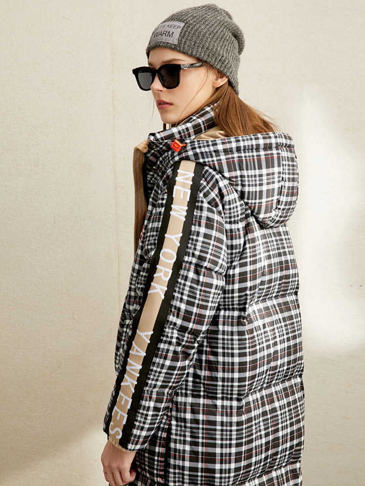 Korean version of European 80 white duck down jacket winter loose hooded plaid bread suit 11970417 210527