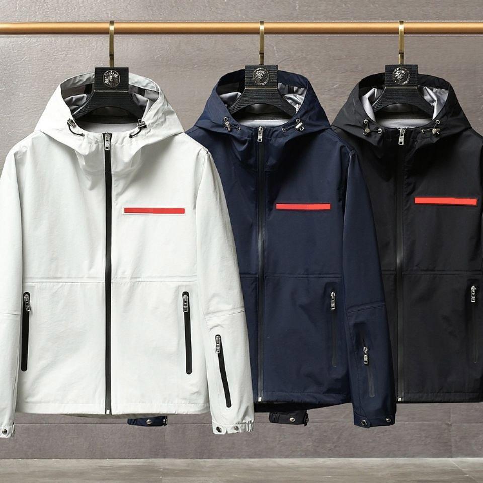 Mens jacket wind breaker Long sleeve letter printing hoodie Zipper Pocket waterproof black parka coat Autumn and winter plus size coats, Pay for fedex
Mens jacket wind breaker Long sleeve letter printing hoodie Zipper Pocket waterproof black parka coat Autumn and winter plus size coats, Pay for fedex