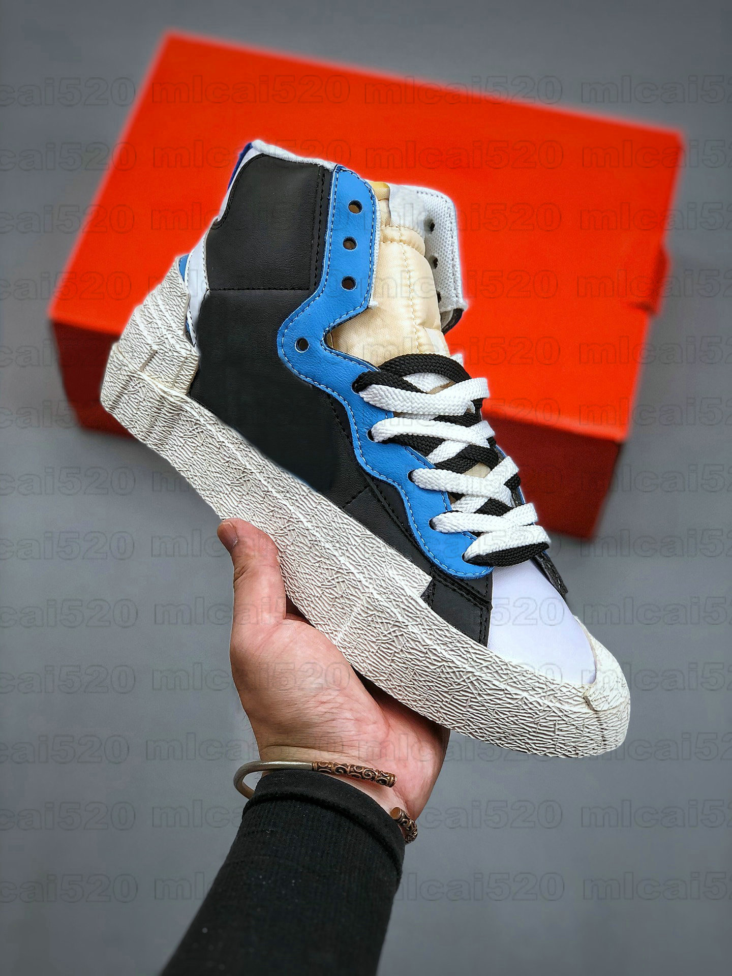 Blazers Mid With The D High Off Sports Shoes White Wolf Grey Snow Beach Legend University Blue Women Mens Designer Trainer Runner Sneakers, Black
Blazers Mid With The D High Off Sports Shoes White Wolf Grey Snow Beach Legend University Blue Women Mens Designer Trainer Runner Sneakers, Black