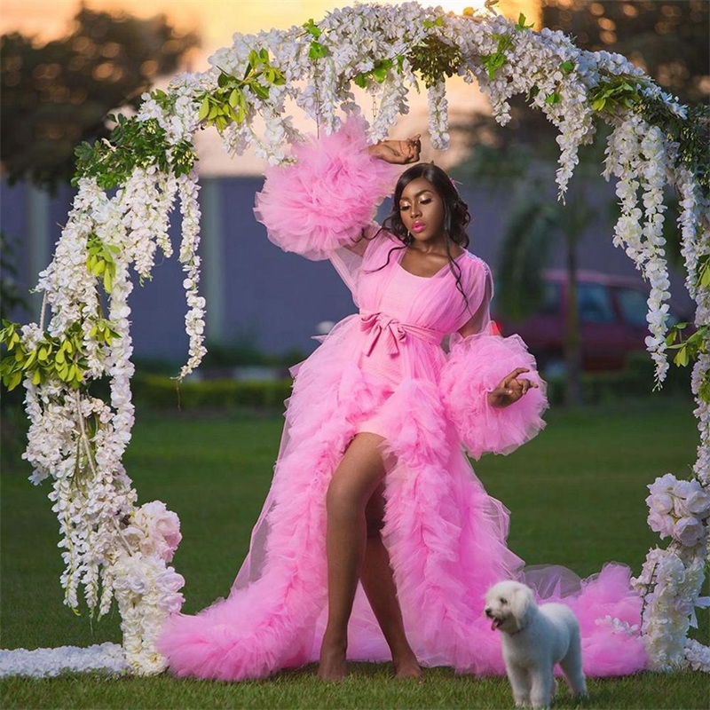 2021 Puffy Bride Sleepwear Robes With Belt Soft Tiered Tulle Sexy V Neck Long Sleeve Custom Made Bright Pink Women Sleepwear Pajamas
2021 Puffy Bride Sleepwear Robes With Belt Soft Tiered Tulle Sexy V Neck Long Sleeve Custom Made Bright Pink Women Sleepwear Pajamas