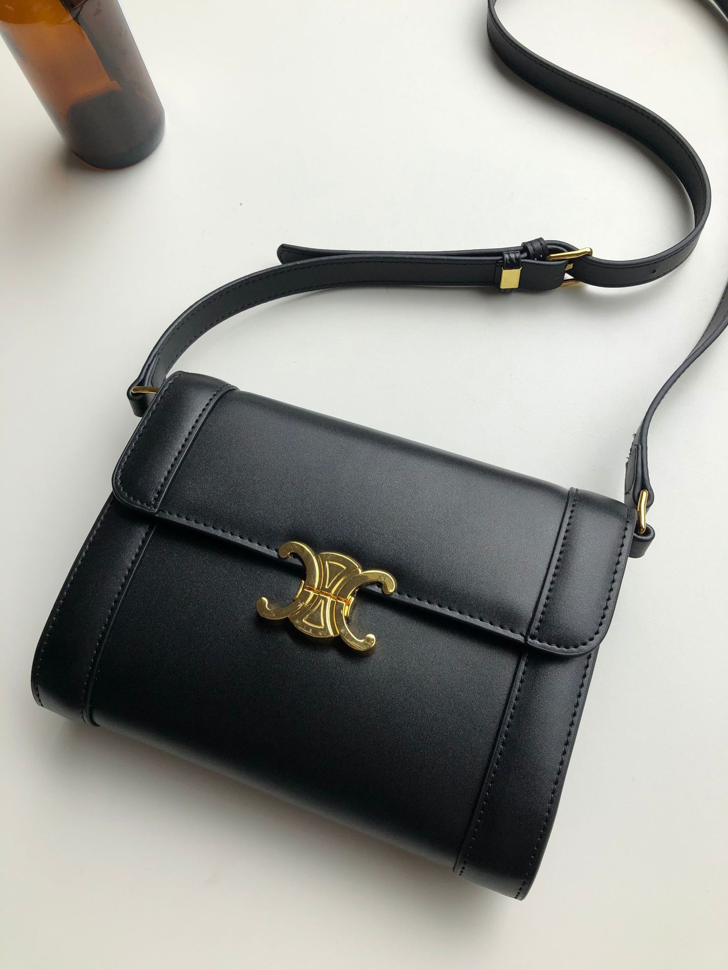 New Arc De Triomphe Cowhide Saddle Bag Crossbody Bag