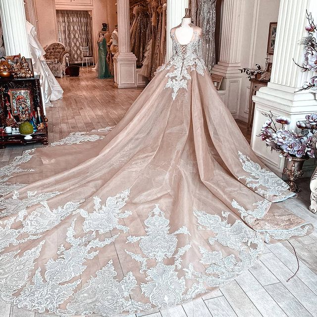 2021 Plus Size Arabic Aso Ebi Luxurious Crystals Mermaid Wedding Dresses Lace Beaded Bridal Dresses Illusion Sheer Neck Wedding Gowns ZJ205