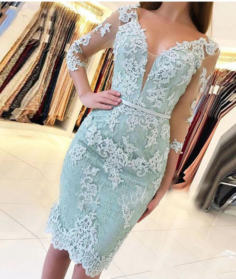 2021 Cocktail Dresses Three Quarter Sleeves V-neck Mint Green Elegant Party Gowns Lace Applique Beaded Short Vestido Coctel