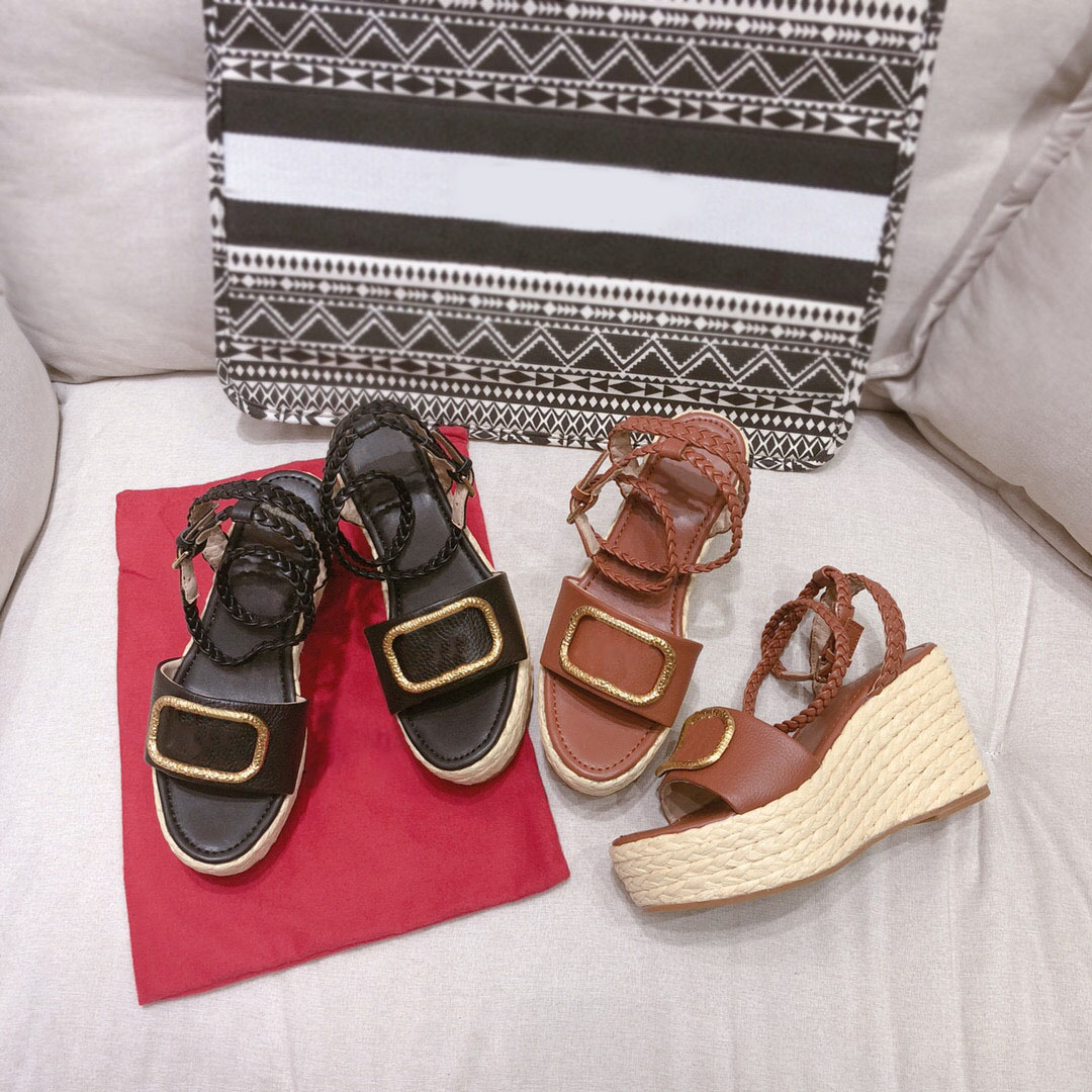 Roman luxury designer women's sandals litchi grain cowhide rivet element wedge heel shoes metal buckle decoration hand woven belt size 35-41, Black
Roman luxury designer women's sandals litchi grain cowhide rivet element wedge heel shoes metal buckle decoration hand woven belt size 35-41, Black
