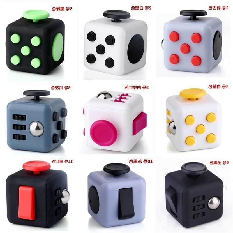 American gadget decompression cube anti stress irritable dice DIY puzzle creative toy gift, Blue
American gadget decompression cube anti stress irritable dice DIY puzzle creative toy gift, Blue