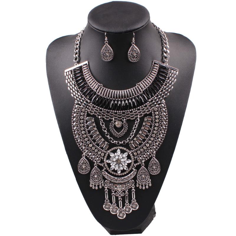 Pendant Necklaces Arrival Design Fashion Brand Statement Necklace For Women Chain Alloy Metal Vintage Big Chunky Wholesale
Pendant Necklaces Arrival Design Fashion Brand Statement Necklace For Women Chain Alloy Metal Vintage Big Chunky Wholesale