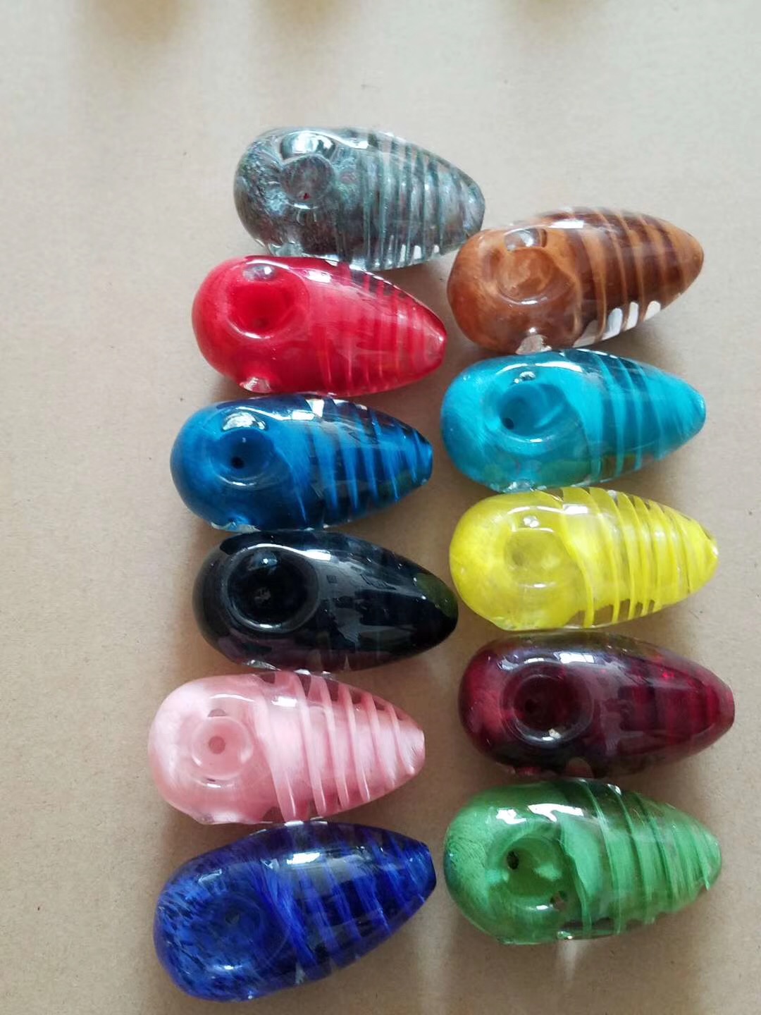Glass Hand Pipe With Liquid Glycerin Inside Bubbler Water Pipe Oil Rig Spoon Smoking Water Pipes
Glass Hand Pipe With Liquid Glycerin Inside Bubbler Water Pipe Oil Rig Spoon Smoking Water Pipes