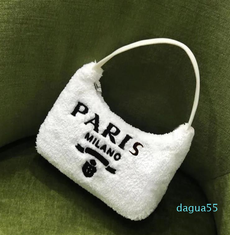 2021 Fall/Winter Women's Bag Letter Furry One Shoulder Handbag Plush Underarm Bags, White
2021 Fall/Winter Women's Bag Letter Furry One Shoulder Handbag Plush Underarm Bags, White