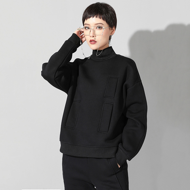 [EAM] New Spring Autumn High Collar Long Sleeve Black Loose Pocket Stitch Big Size Sweatshirt Women Fashion Tide JQ019 201102