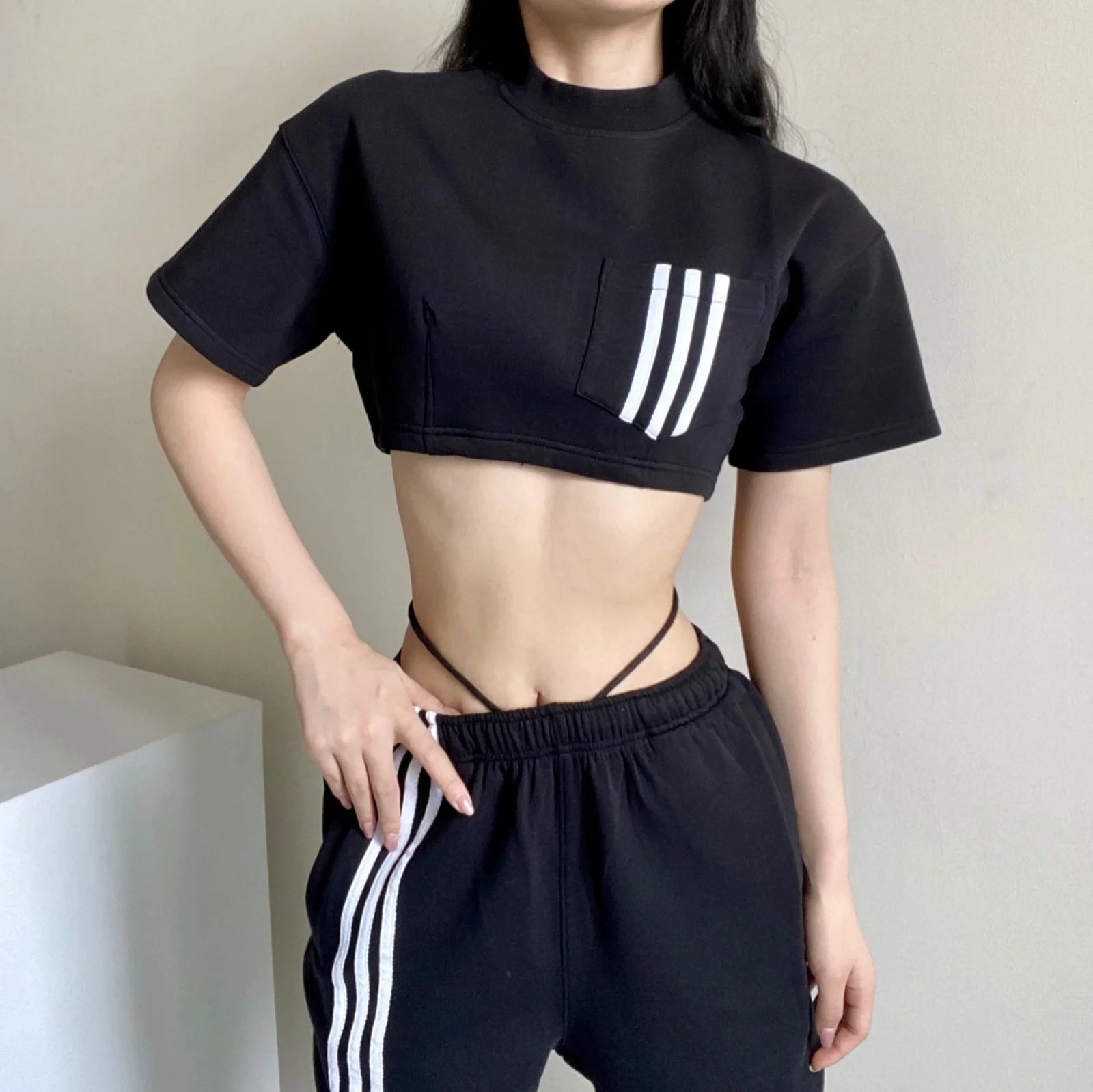 tracksuits sport suit 2021 three bar sweatpants spring autumn simple black short sleeve letter temperament pullover sportswear, Gray
tracksuits sport suit 2021 three bar sweatpants spring autumn simple black short sleeve letter temperament pullover sportswear, Gray
