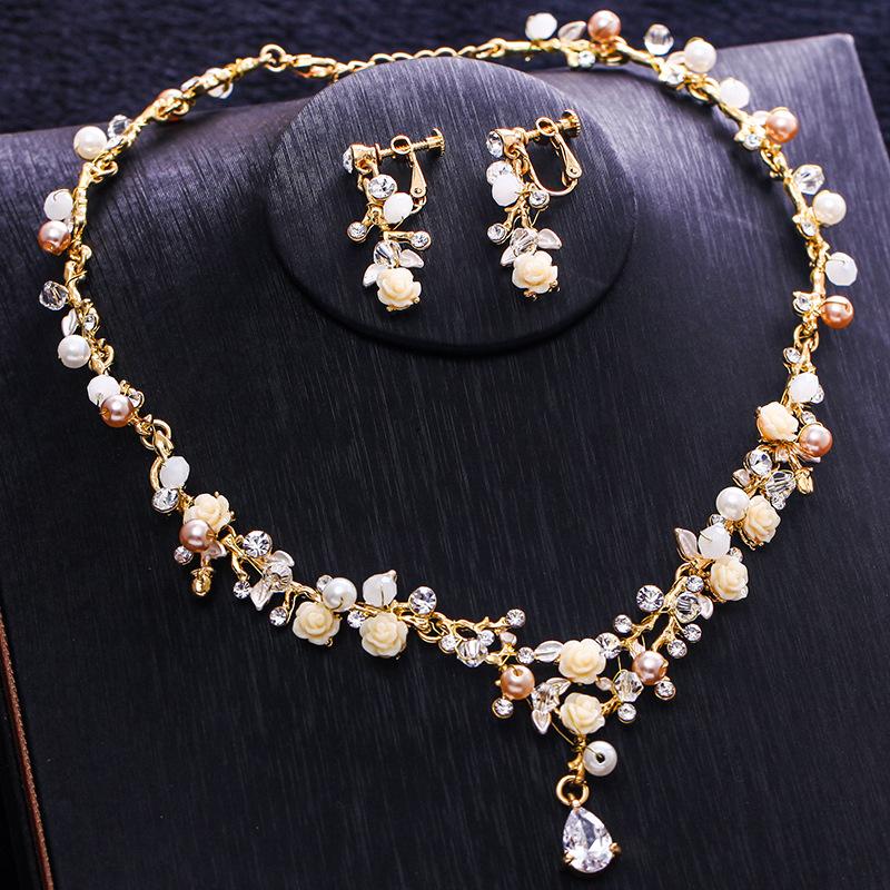 Wedding Jewelry Sets Korean Simple Golden Bride Necklace Earrings Two-Piece Hair Accessories, Slivery;golden
Wedding Jewelry Sets Korean Simple Golden Bride Necklace Earrings Two-Piece Hair Accessories, Slivery;golden