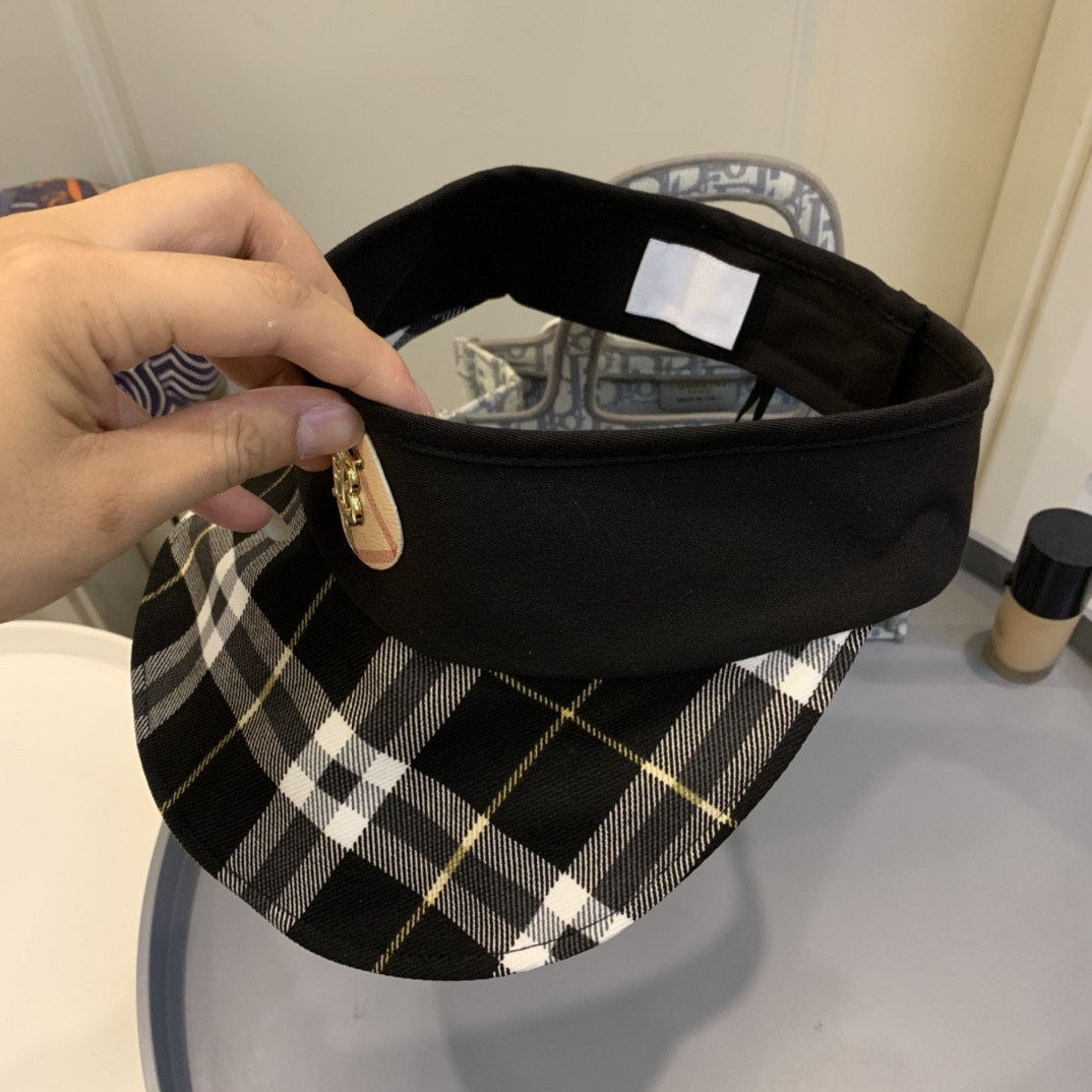 stripe Letter Empty Top Cap Casual Summer Visor Sun mens Hat Sports women Golf Tennis Outdoor Beach Headband Snapback Baseball Hats SunHat, Extra shipping
stripe Letter Empty Top Cap Casual Summer Visor Sun mens Hat Sports women Golf Tennis Outdoor Beach Headband Snapback Baseball Hats SunHat, Extra shipping