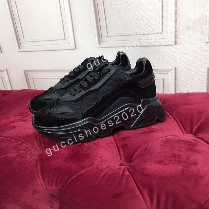 Luxury Designer Women Men Cusual Shoes Track Sneakers leather Trainers Nylon Printed Platform Fashion Top Quality size35-45, 02
Luxury Designer Women Men Cusual Shoes Track Sneakers leather Trainers Nylon Printed Platform Fashion Top Quality size35-45, 02