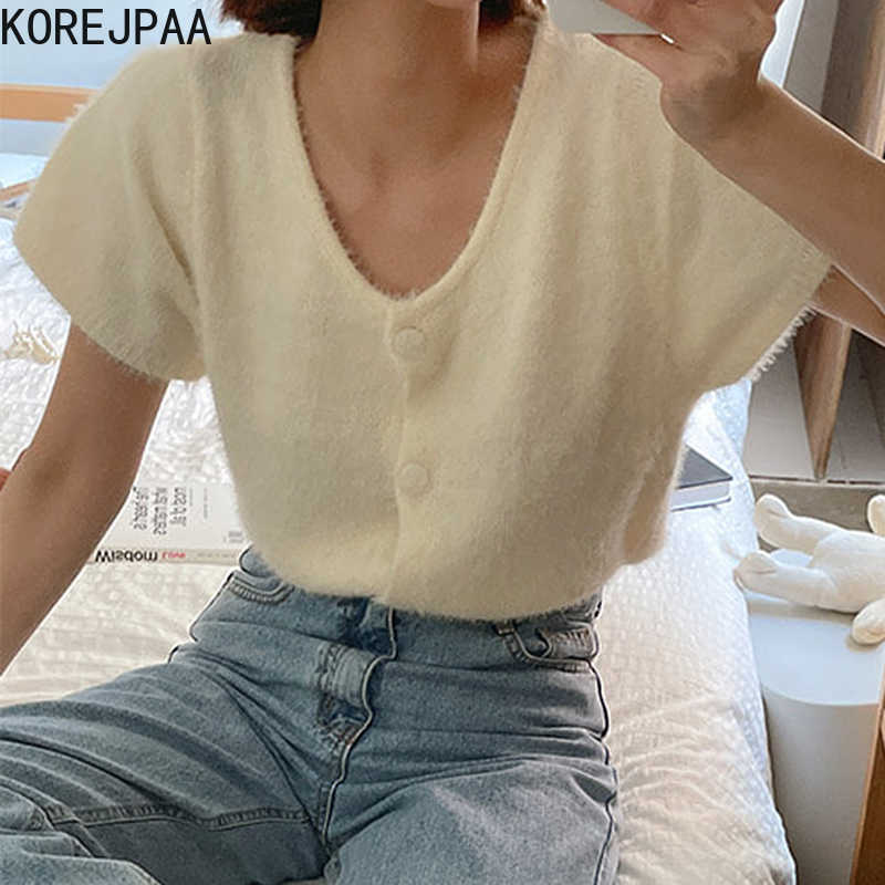 Korejpaa Women T-Shirt Summer Temperament Gentle Round Neck Single-Breasted Plush Thin Loose Short-Sleeved Knitted Cardigan 210526, Gray
Korejpaa Women T-Shirt Summer Temperament Gentle Round Neck Single-Breasted Plush Thin Loose Short-Sleeved Knitted Cardigan 210526, Gray