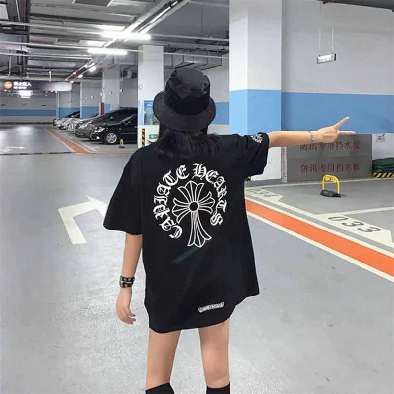 Cross Sanskrit Print T-shirt for Female 2021 Spring and Summer Crowd Design, Black;gray
Cross Sanskrit Print T-shirt for Female 2021 Spring and Summer Crowd Design, Black;gray