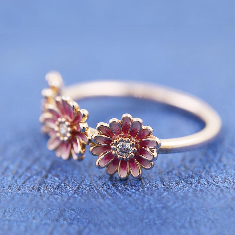 Factory wholesale Pink Daisy Flower with Cubic Zirconia Stone Band Ring Fit Jewelry Engagement Wedding Lovers Fashion Ring For Women
Factory wholesale Pink Daisy Flower with Cubic Zirconia Stone Band Ring Fit Jewelry Engagement Wedding Lovers Fashion Ring For Women