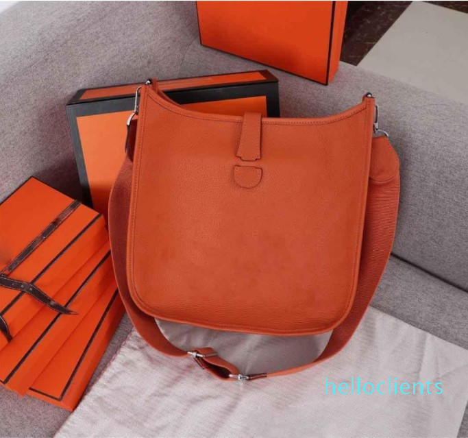 new classic fashion designer women handbags strap shoulder bags small crossbody Genuine Leather bag style purse totes bags freeshipping 28cm, Blue
new classic fashion designer women handbags strap shoulder bags small crossbody Genuine Leather bag style purse totes bags freeshipping 28cm, Blue