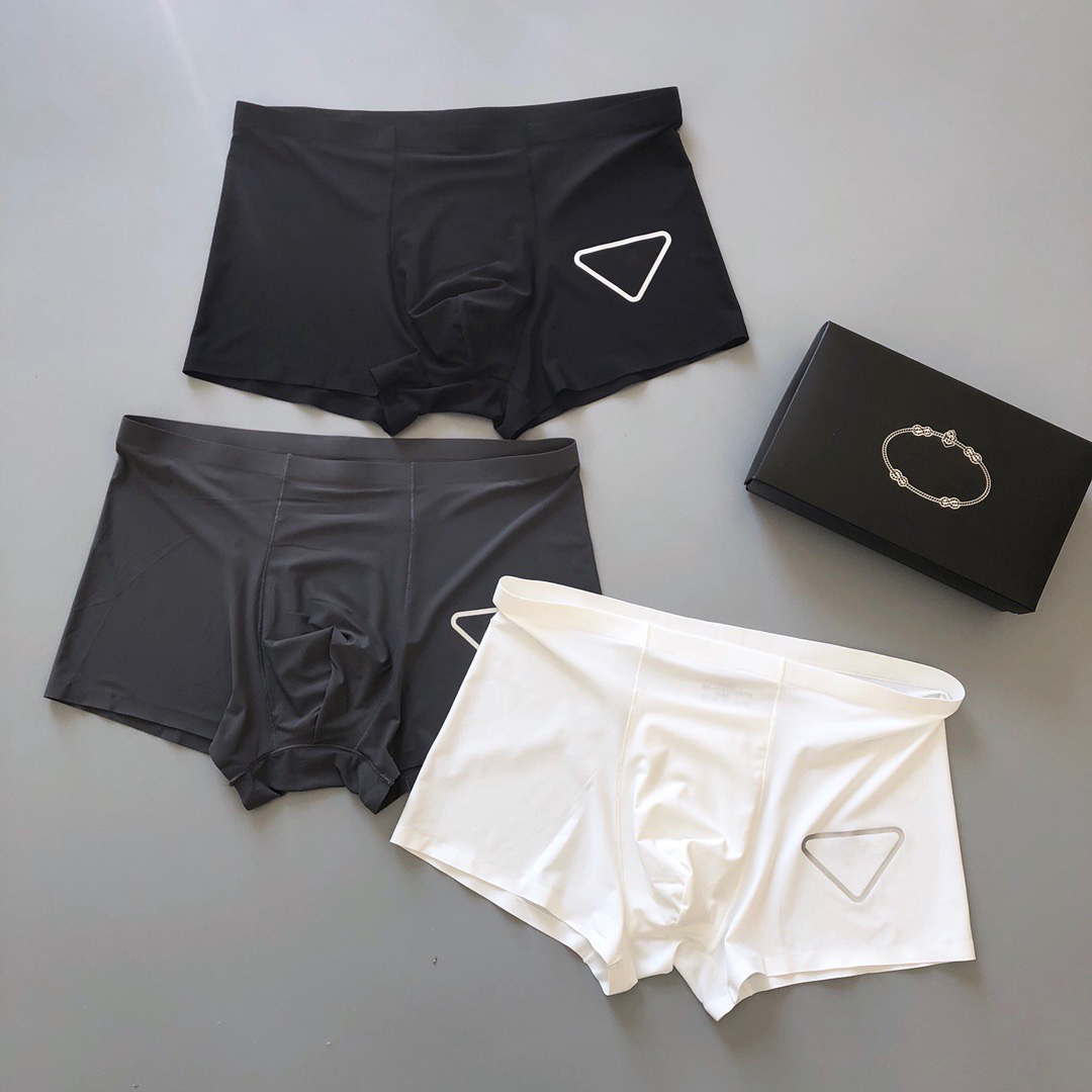 2021 designer underpants womens boxer briefs mens underpant 100%cotton breathable 3 pieces/box sexy comfortable cute couple with box, D4
2021 designer underpants womens boxer briefs mens underpant 100%cotton breathable 3 pieces/box sexy comfortable cute couple with box, D4