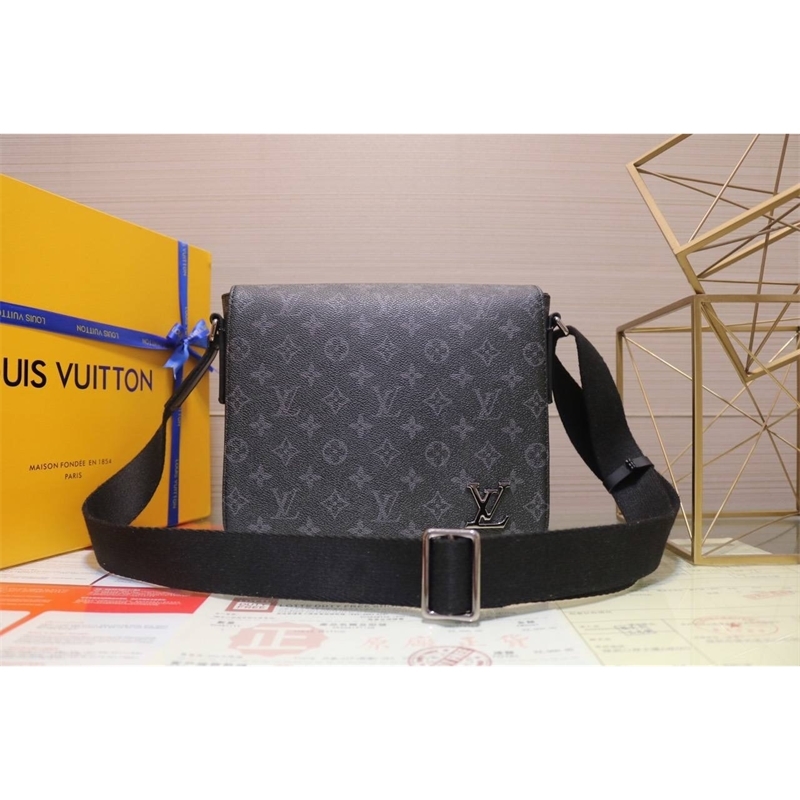 M44000 Fashion Men's Printing Shoulder Bags Brand Leather Messenger Bag Men S High Quality Handbags, With box
M44000 Fashion Men's Printing Shoulder Bags Brand Leather Messenger Bag Men S High Quality Handbags, With box
