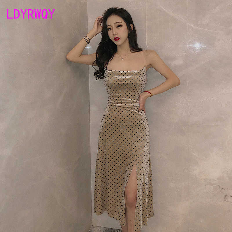 fashion women's polka dot sling velvet ladies wind waist sexy split dress Zippers Knee-Length Sleeveless Office Lady 210603, Khaki
fashion women's polka dot sling velvet ladies wind waist sexy split dress Zippers Knee-Length Sleeveless Office Lady 210603, Khaki