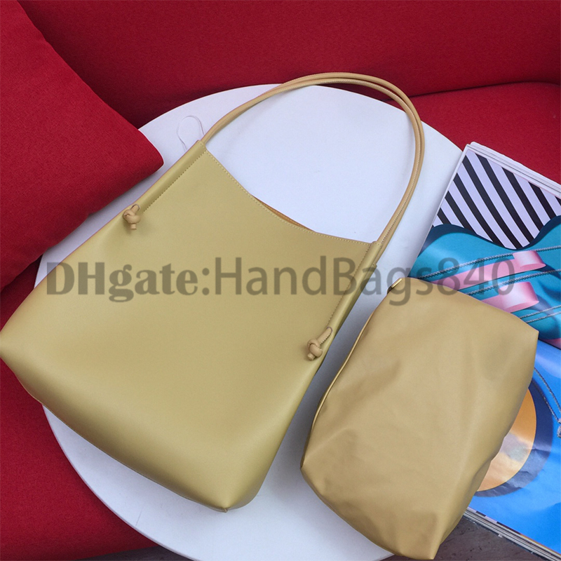 Autumn and winter 2021 niche elegant versatile Tote Bags single shoulder solid color bucket totes high quality capacity messenger bag
Autumn and winter 2021 niche elegant versatile Tote Bags single shoulder solid color bucket totes high quality capacity messenger bag