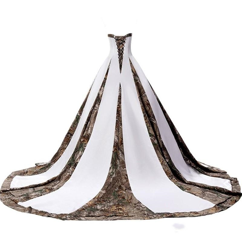 Vintage Elegant Camo Wedding Dress Plus size Sweetheart 2021 A line Corset Back Beaded Applique Big Train Vestidos De Noiva