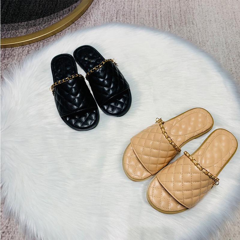 2021 Brand Genuine Leather Shoes Women Slipper Chain Shaped Metal Decoration Flat Slipper Women Casual Party Shoes, Black
2021 Brand Genuine Leather Shoes Women Slipper Chain Shaped Metal Decoration Flat Slipper Women Casual Party Shoes, Black