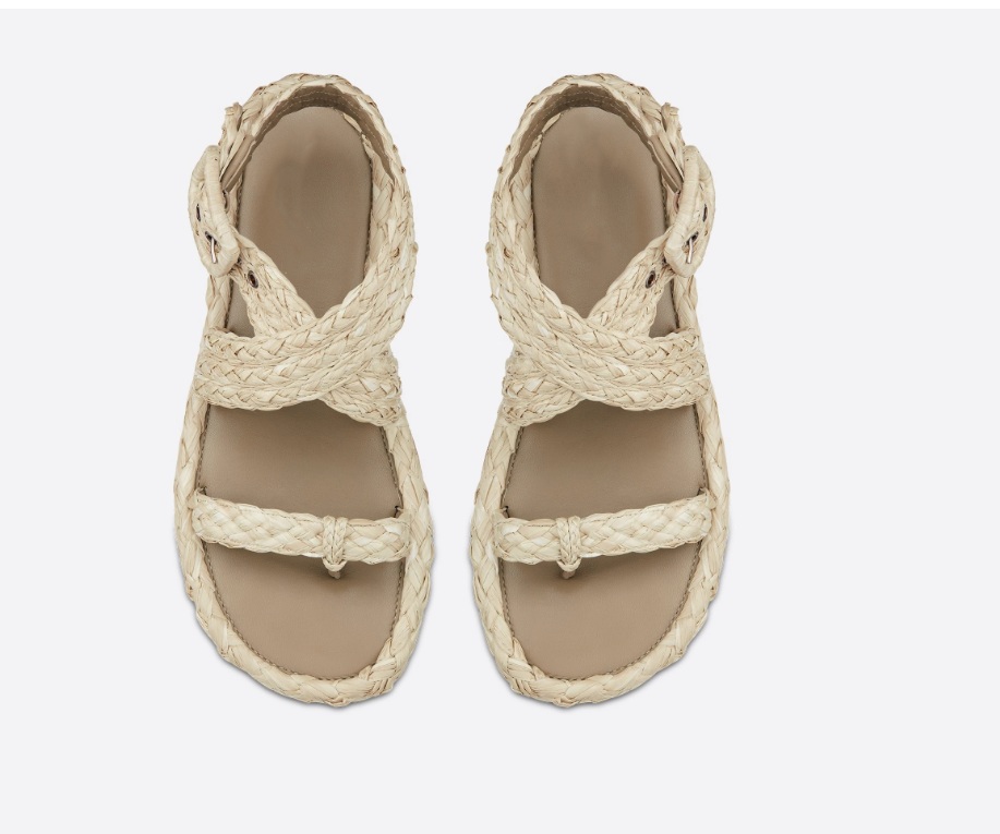 Luxury 2021 Latest Straw Sandals are light, comfortable and trendy in black and white, size 35-40
Luxury 2021 Latest Straw Sandals are light, comfortable and trendy in black and white, size 35-40