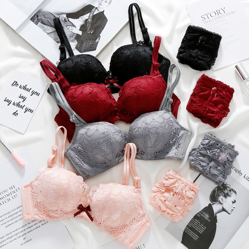 bras sets thickened steamed bread cup seamless underwear without steel ring comfortable lace gathered women's bra suit, Red;black
bras sets thickened steamed bread cup seamless underwear without steel ring comfortable lace gathered women's bra suit, Red;black