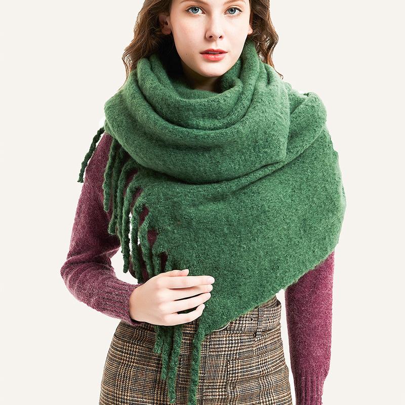 Scarves 2021 Winter Fashion Vintage Female Scarf Floral Print Woman Shawl Chrismas Gift
Scarves 2021 Winter Fashion Vintage Female Scarf Floral Print Woman Shawl Chrismas Gift