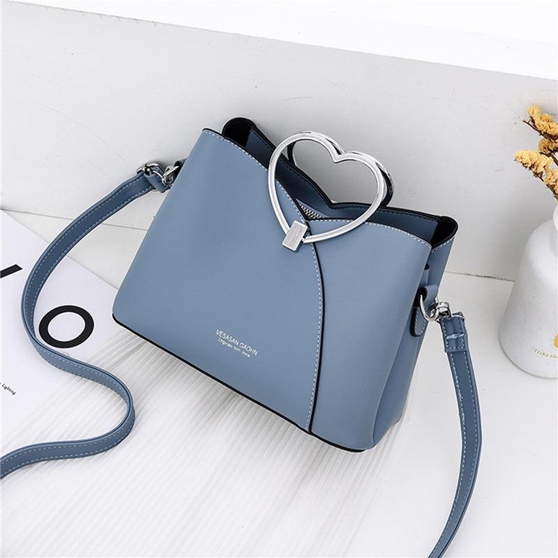 Evening Bags Lady Luxury Handbags Designer Shoulder Purses PU Leather Female Square Crossbody For Women Fashion Simple Bag, Black
Evening Bags Lady Luxury Handbags Designer Shoulder Purses PU Leather Female Square Crossbody For Women Fashion Simple Bag, Black