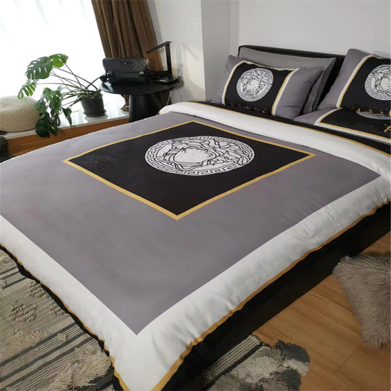 classical unisex Duvet cover spring autumn bedding sets Home hotel 4pcs high quality bedroom supplies
classical unisex Duvet cover spring autumn bedding sets Home hotel 4pcs high quality bedroom supplies
