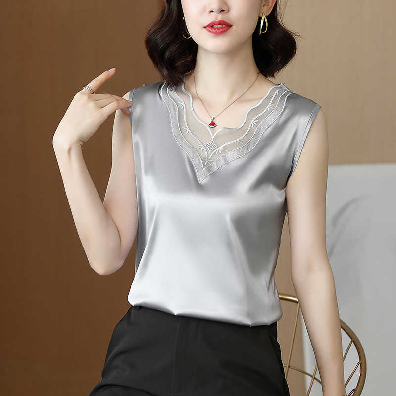 Korean Fashion Silk Tank Top Women Satin Office Lady Solid Sleeveless s Plus Size XXXL/5XL Shirt 210531