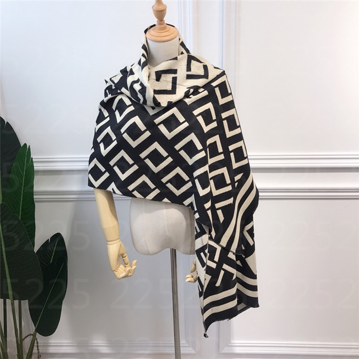 Fashion designer winter cashmere scarf women 2022 Big Size Print Foulard letter Ring luxury scarfs 180-65cm Scarves thick bandana
Fashion designer winter cashmere scarf women 2022 Big Size Print Foulard letter Ring luxury scarfs 180-65cm Scarves thick bandana