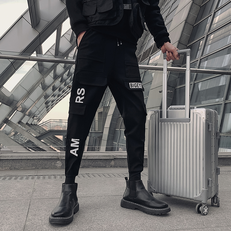 New Moda 2021 Es Bolsos Decorao Streetwear Harem Calas Roupas Masculinas Venda Quente Magro Ajuste Casual Hip Hop Corredores Preto -28 V3u, Black
New Moda 2021 Es Bolsos Decorao Streetwear Harem Calas Roupas Masculinas Venda Quente Magro Ajuste Casual Hip Hop Corredores Preto -28 V3u, Black