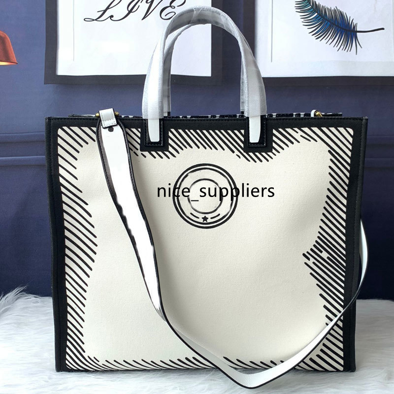 Handbag Purse Women Canvas Bags Tote Bag Fashion Contrast Graphics Interior Zip Pocket Gold Metal Large Capacity Package High Quality
Handbag Purse Women Canvas Bags Tote Bag Fashion Contrast Graphics Interior Zip Pocket Gold Metal Large Capacity Package High Quality