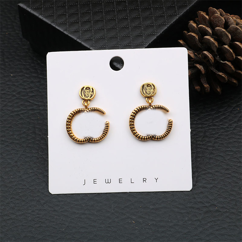 Letter Design Studs All Match Earrings High End Fashion Earrings Personality Fashion Studs Ladies Gift Festival, Golden
Letter Design Studs All Match Earrings High End Fashion Earrings Personality Fashion Studs Ladies Gift Festival, Golden