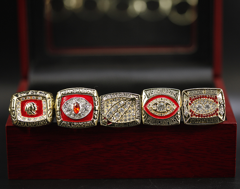 1972 1982 1983 1987 1991 set Washington RedskinsWorld Football Solid Alloy Championship Rings SetWashington
1972 1982 1983 1987 1991 set Washington RedskinsWorld Football Solid Alloy Championship Rings SetWashington