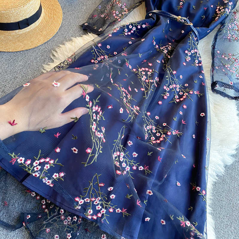 Women Fashion Elegant Feminine A-line Dress Round Neck Long Sleeve Gauze Plum Blossom Embroidery Vestidos R287 210527