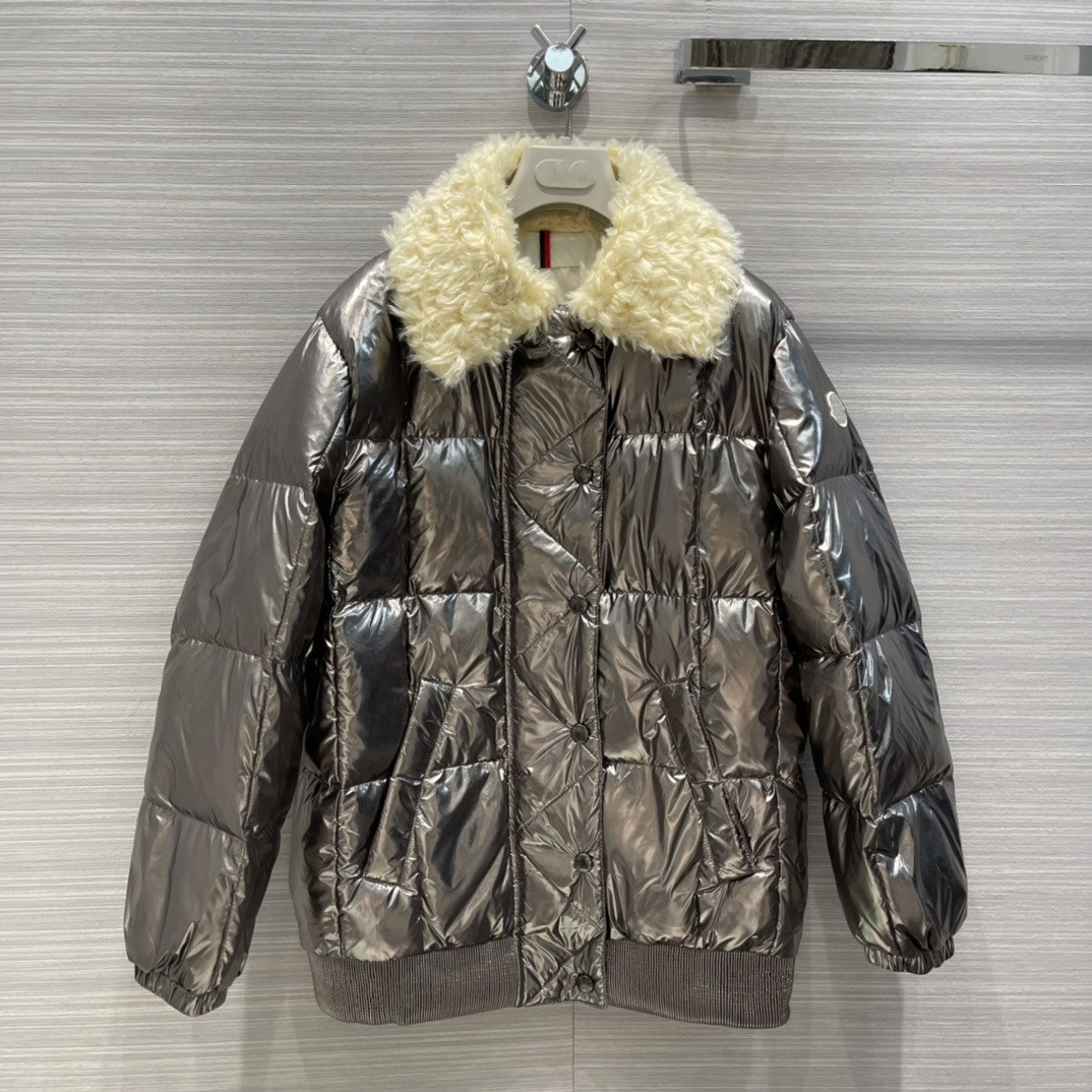 Milan Runway Down & Parkas 2021 Winter Lapel Neck Long Sleeve Panelled Women' Coats Designer Brand Same Style Outerwear 0823-9, Silver
Milan Runway Down & Parkas 2021 Winter Lapel Neck Long Sleeve Panelled Women' Coats Designer Brand Same Style Outerwear 0823-9, Silver