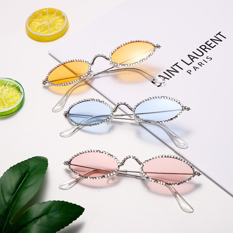 Sunglasses 2022 Retro Oval Women Diamond Punk Sun Glasses Men Crystal Vintage Rhinestone Eyewear Eyeglasses UV400
Sunglasses 2022 Retro Oval Women Diamond Punk Sun Glasses Men Crystal Vintage Rhinestone Eyewear Eyeglasses UV400