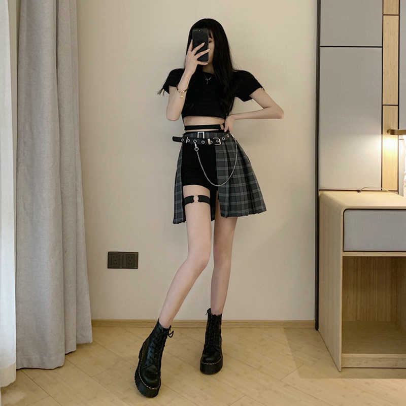 Gothic Style Plaid Irregular Skirt Asymmetrical High Waist Pleated Mini Female Punk Skirt 210621