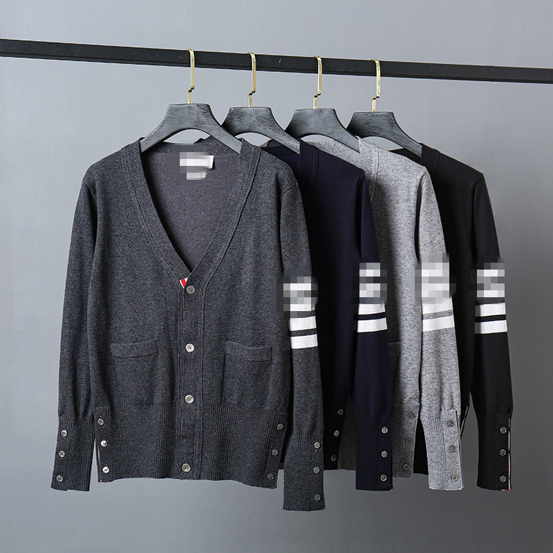Ms Tb Fashion Brand V-neck Wool Sweater Unlined Upper Garment of Stripe Cotton Lei Thin Clothes, Black
Ms Tb Fashion Brand V-neck Wool Sweater Unlined Upper Garment of Stripe Cotton Lei Thin Clothes, Black