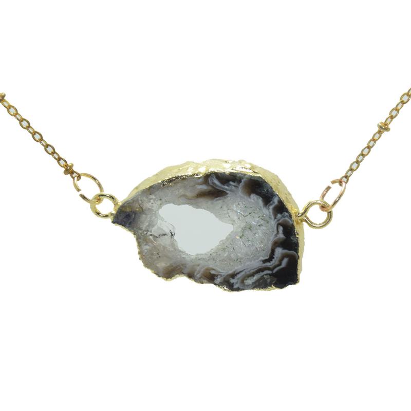 Pendant Necklaces Natural Slice Geode Druzy Stone Necklace For Women 2021 Raw Flat Agates Irregular Gold Plating Stones Connector
Pendant Necklaces Natural Slice Geode Druzy Stone Necklace For Women 2021 Raw Flat Agates Irregular Gold Plating Stones Connector
